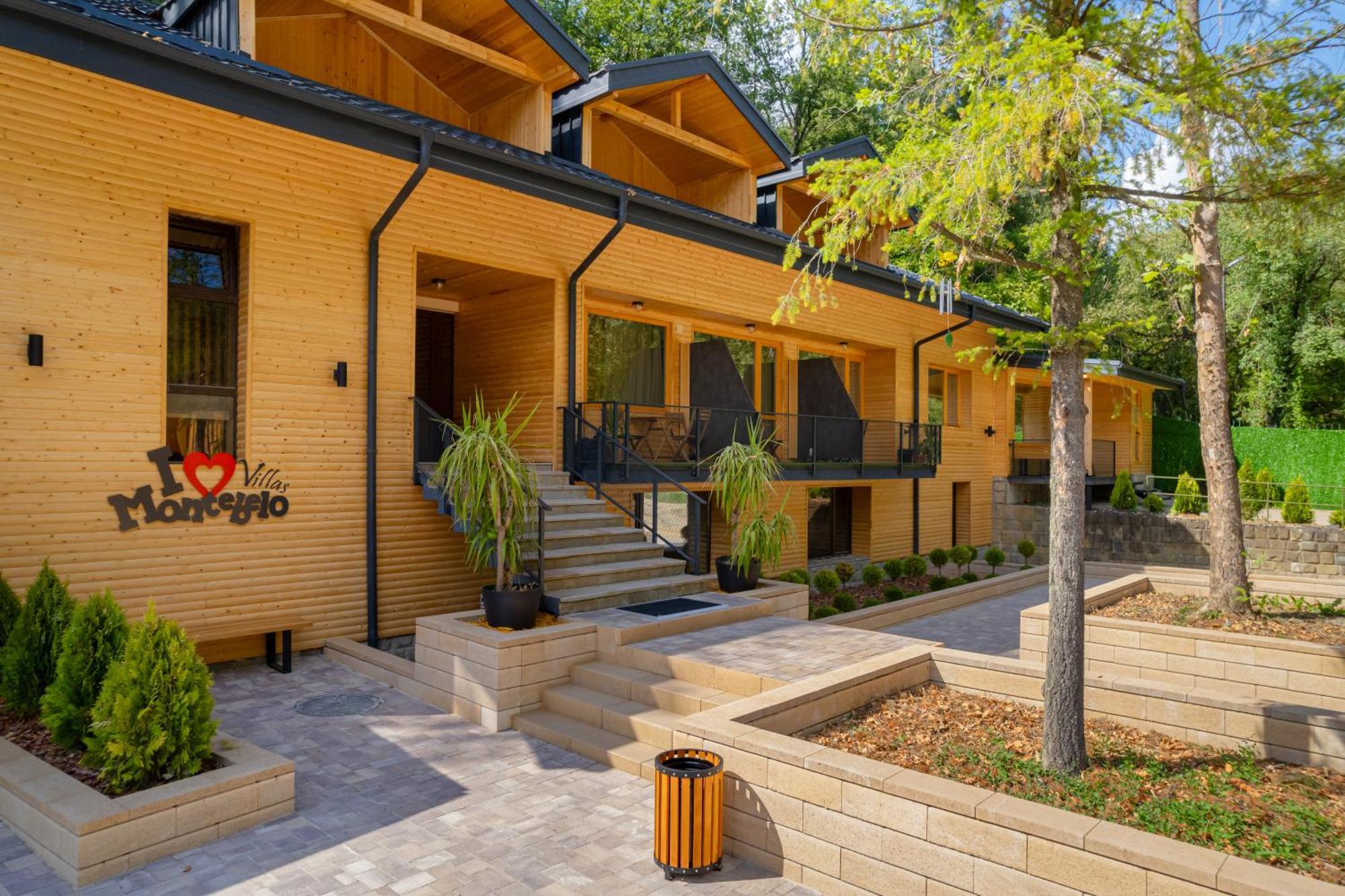 Montebelo Villas 大特尔诺沃 外观 照片