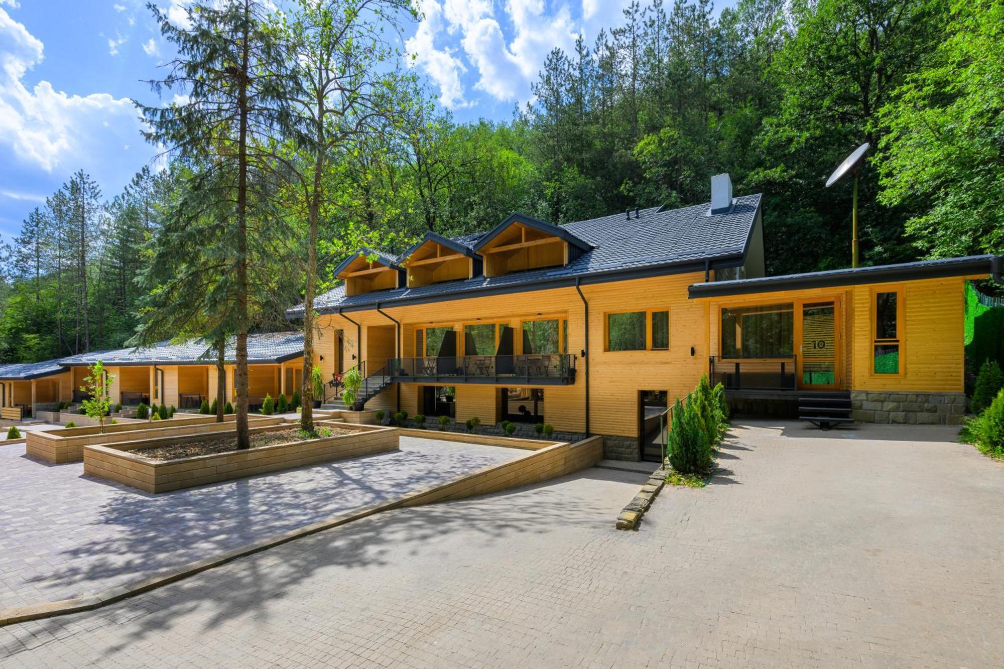 Montebelo Villas 大特尔诺沃 外观 照片
